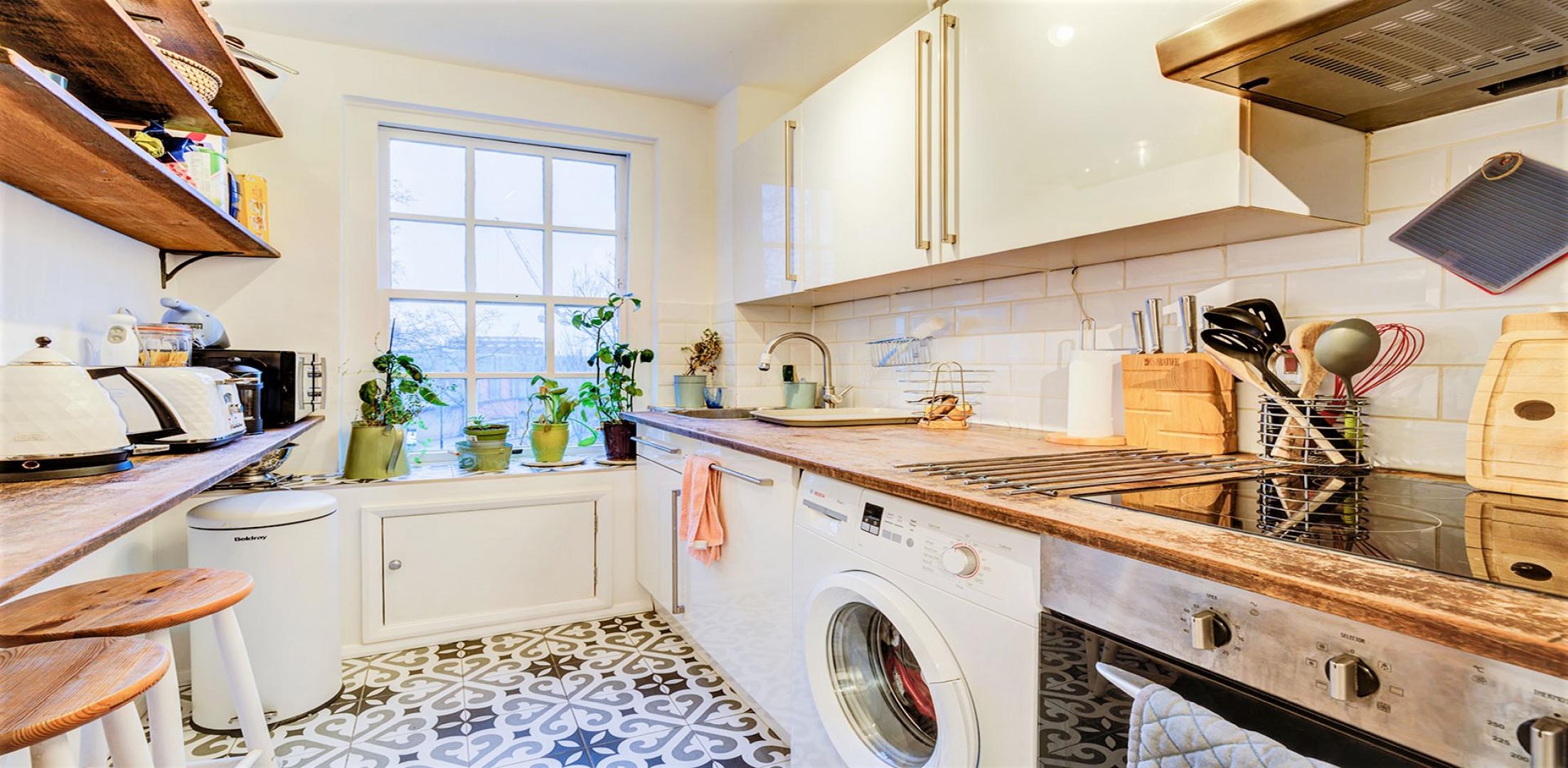 Modern and Central Apartment Eton College Road, Chalk Farm